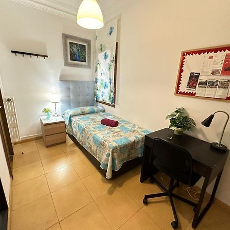 Alojamiento Nuevo Balmes Barcelona Exterior foto